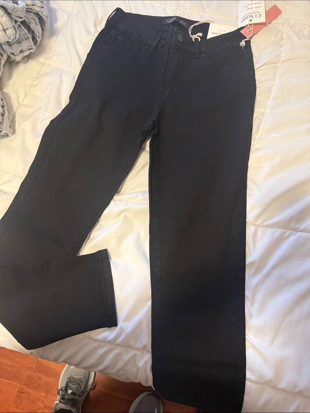 Black Women's Straight-Leg Jeans